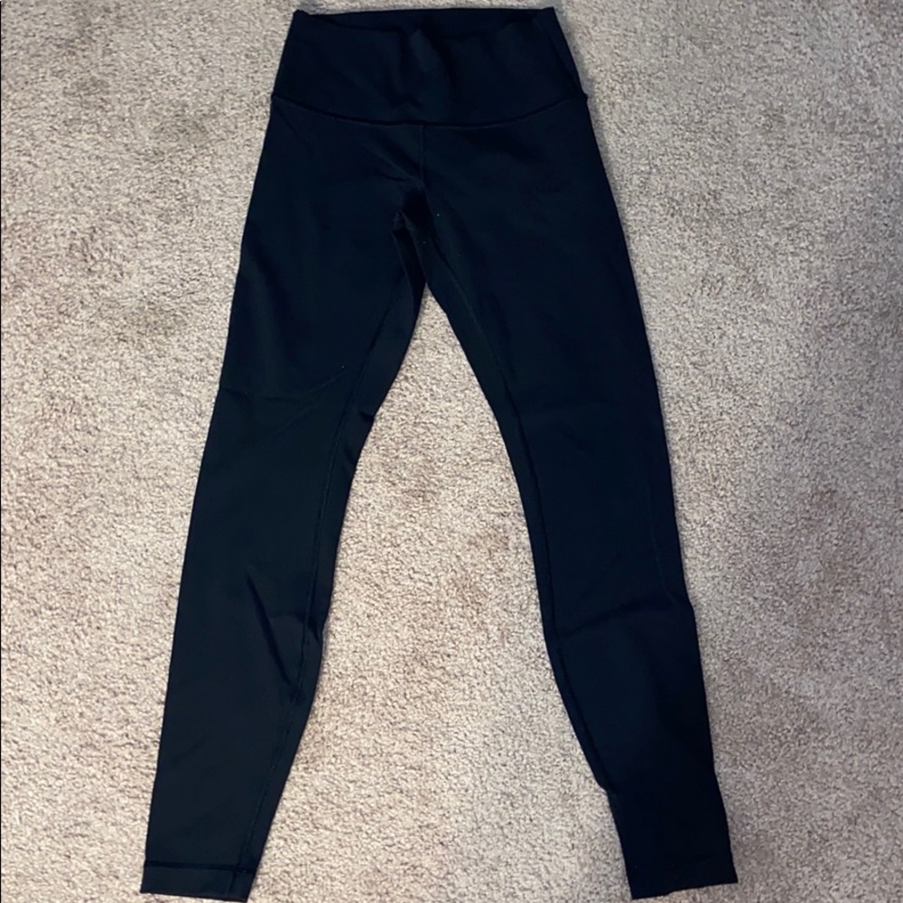 Lululemon size 6 leggings